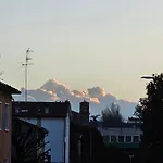 Casa Luminosa In Affitto Breve A Lugo, Zona Tranquilla, Parcheggio Comodo Apartamento *