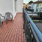 Apartamento Casa Luminosa In Affitto Breve A Lugo, Zona Tranquilla, Parcheggio Comodo Lugo (Ravenna)
