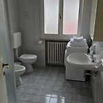 Casa Luminosa In Affitto Breve A Lugo, Zona Tranquilla, Parcheggio Comodo