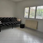 Casa Luminosa In Affitto Breve A Lugo, Zona Tranquilla, Parcheggio Comodo Apartamento *