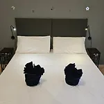 Casa Luminosa In Affitto Breve A Lugo, Zona Tranquilla, Parcheggio Comodo Apartamento