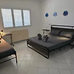 Casa Luminosa In Affitto Breve A Lugo, Zona Tranquilla, Parcheggio Comodo