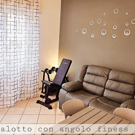 Casa Luminosa, Parcheggio Sotto Casa, Zona Tranquilla A Due Passi Da Negozi, Parchi, Ristoranti Apartment *